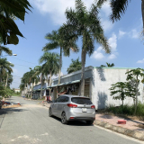Đất ngay trường Đại Học Tân Tạo