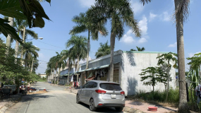 Đất ngay trường Đại Học Tân Tạo