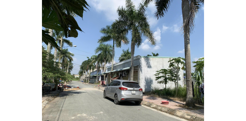 Đất ngay trường Đại Học Tân Tạo